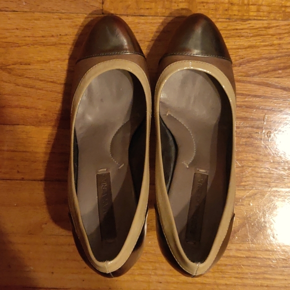 BCBGMaxAzria Heels 7B - Picture 2 of 4